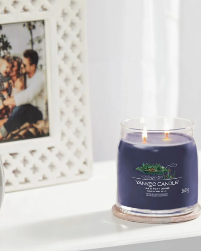 YANKEE CANDLE SIGNATURE LAKESIDE LODGES 368G