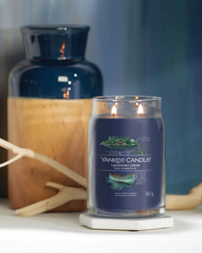 YANKEE CANDLE SIGNATURE LAKESIDE LODGES 567G
